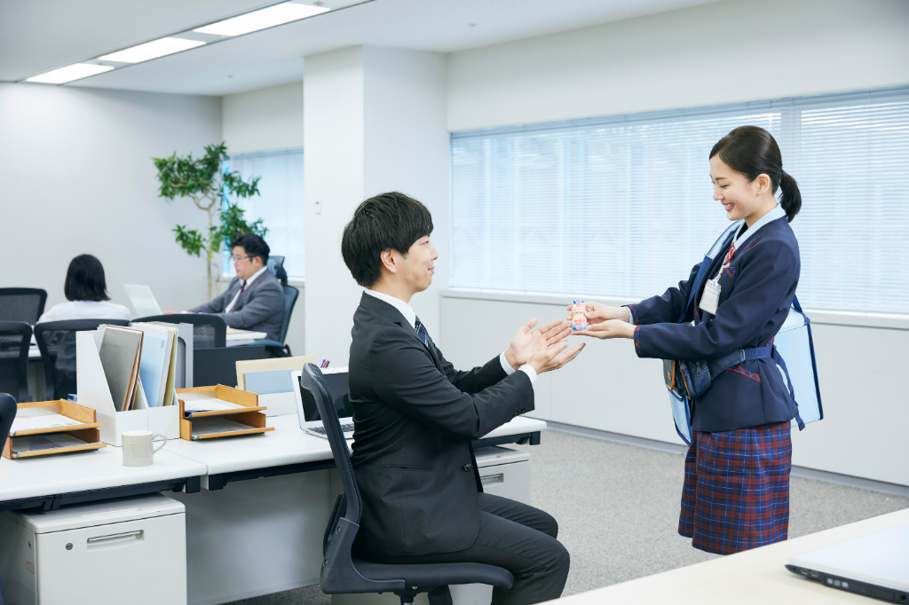 阿児センター／扶養内勤務OK/ヤクルトお届けスタッフ/ミドル層・...